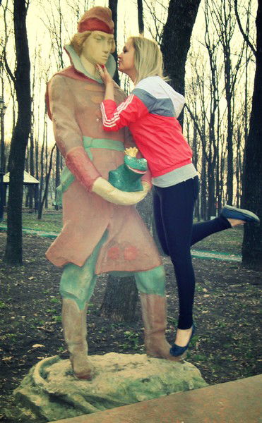 Анастасия Толстых