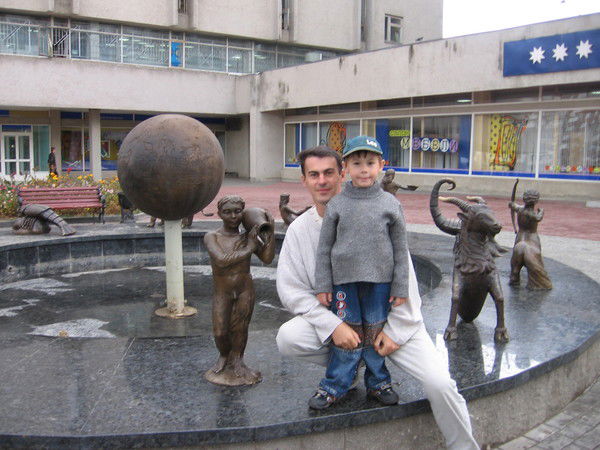 Дмитрий Достанко