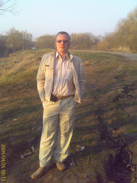 Максим Астахов