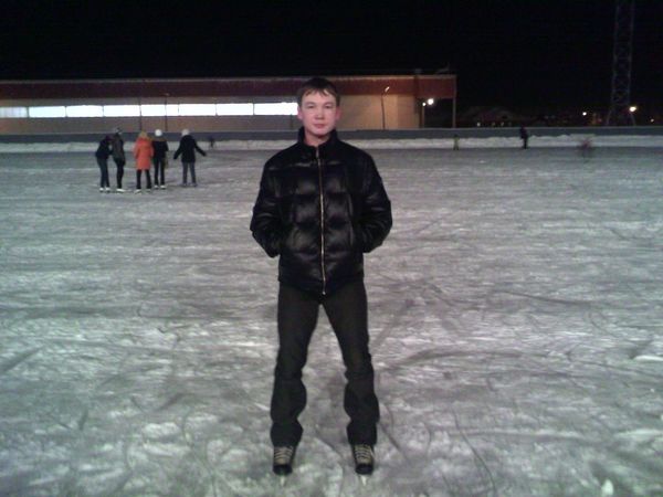 Александр Николаев