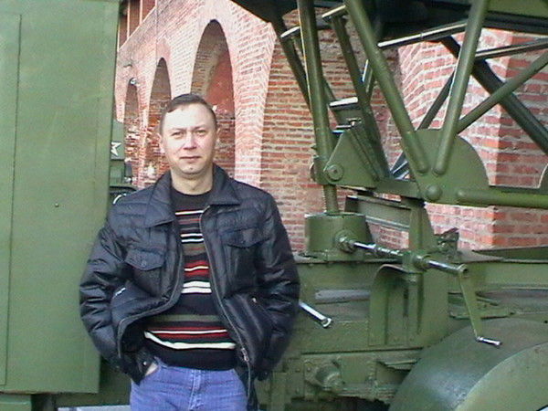 Сергей Антонов