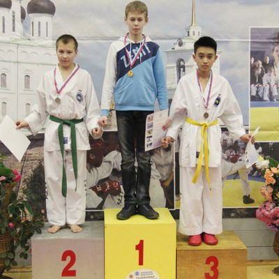 Саша Виноградов