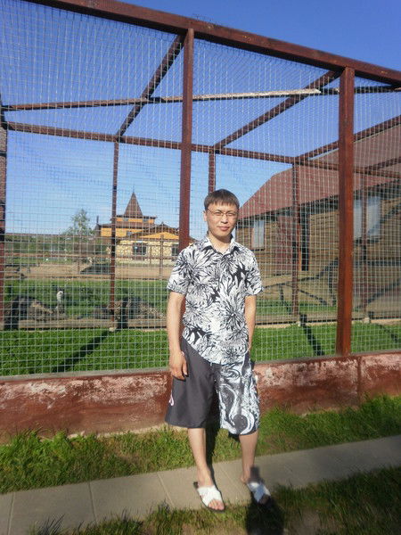 Денис Костаев