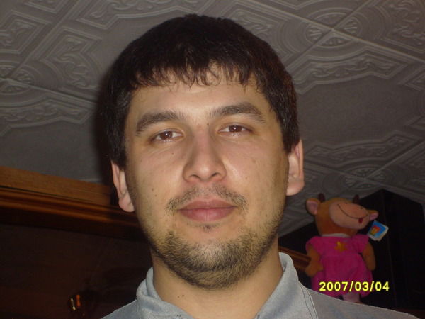 Алишер Абдуллаев