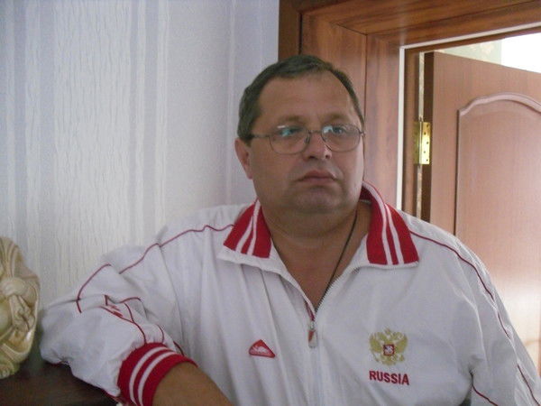 Геннадий Чеботарёв