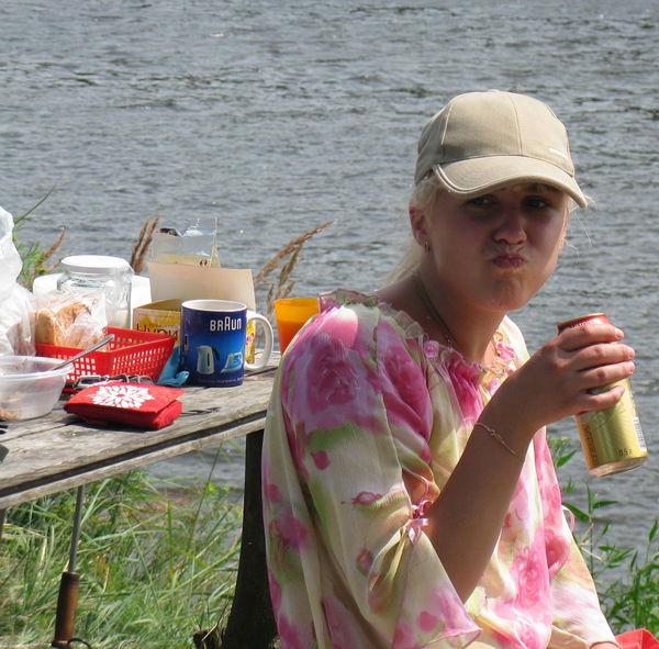 Анюта Резонтова