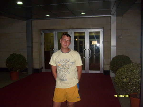 Денис Антипов