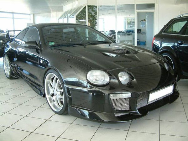 Антон Азьмука