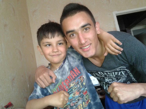 Исаков Достон