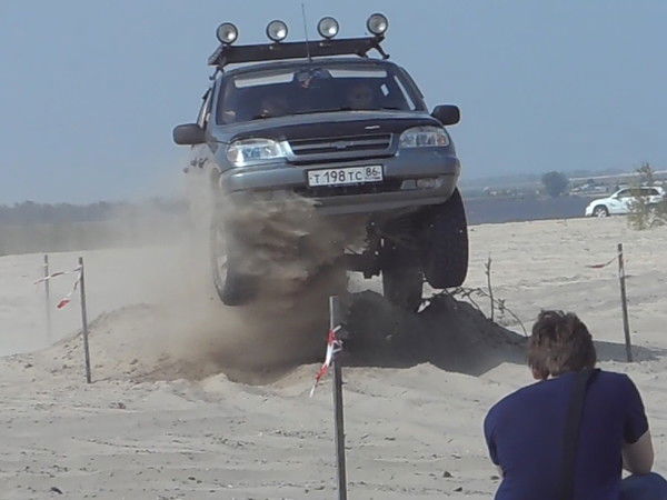 Константин Костеников