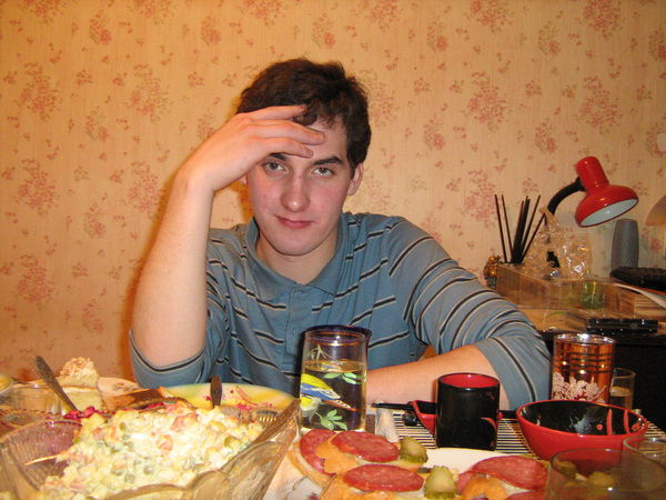 Виталий Логиновских