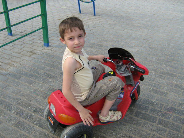 Мутал Ахмедов