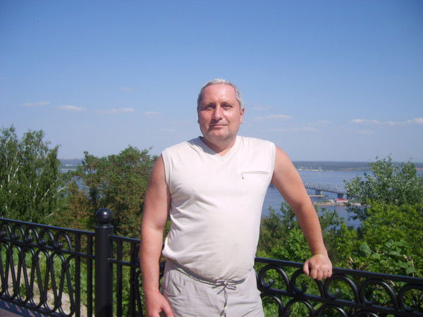 Андрей Сазонов