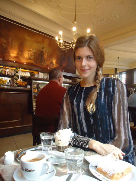 Лена Дмитриева