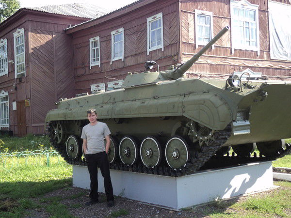 Максим Толстов