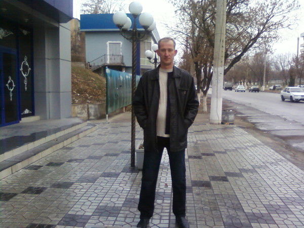 Олег Кристалов