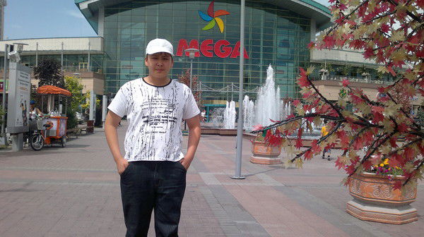 Арнат Айдосов