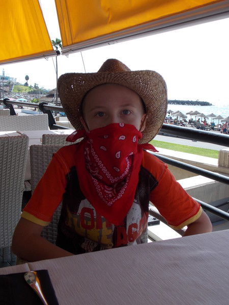 Даниил Устинов