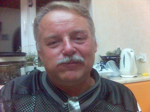 Анатолий Новиков