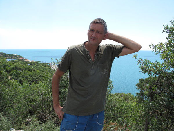 Виктор Усов