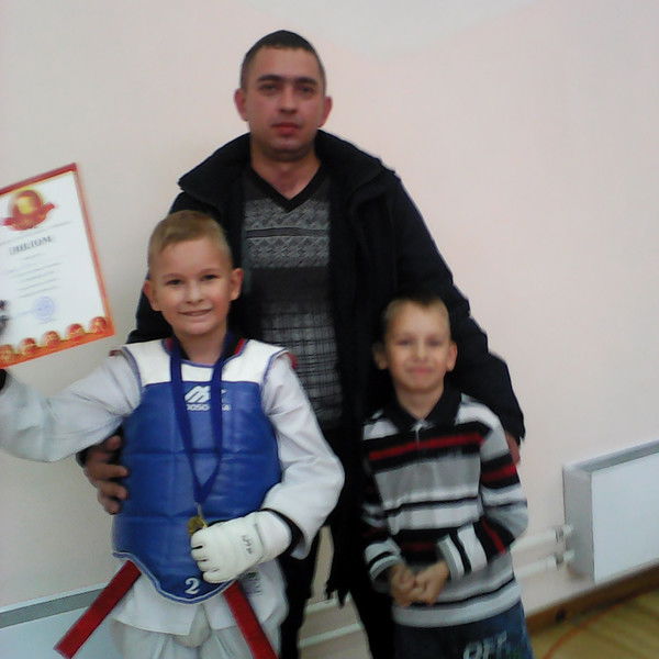 Денис Морозов