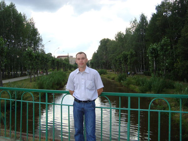 Андрей Вахнин