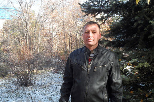 Василий Попов