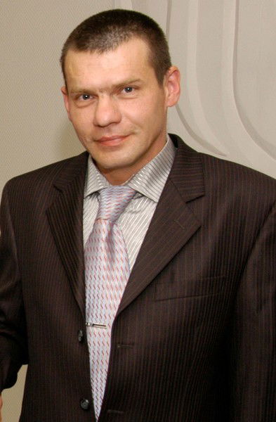 Юрий Лавров