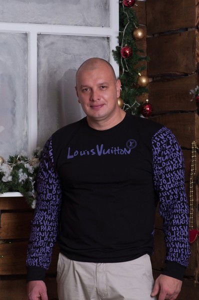 Анатолий Дзюбай