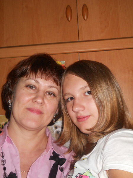 Елена Извекова