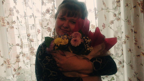 Лена Менькова