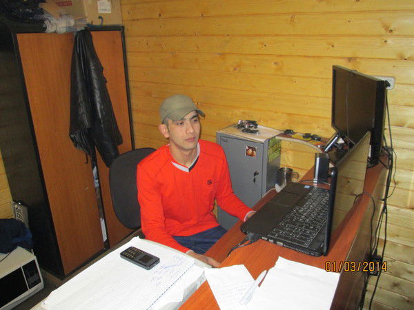 Шахоб Искандаров