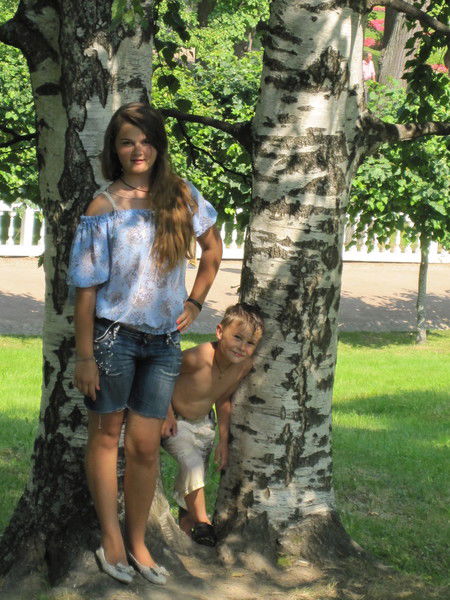 Попова Настя