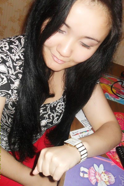 Биназир Адильбекова