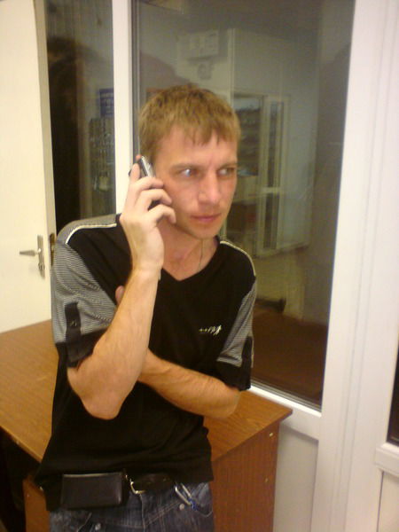 Андрей Новиков