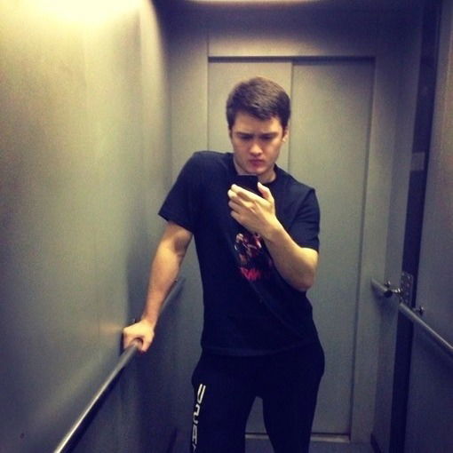 Апти Ахмадов