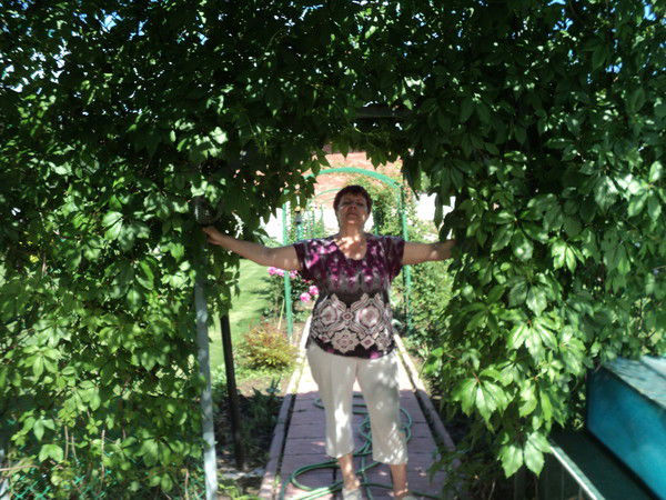 Нина Железнякова