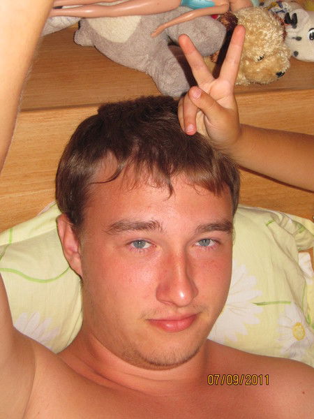 Константин Мельник