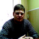 Эдуард Леонов
