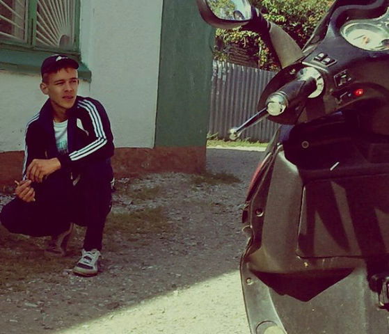 Макс Кузнецов