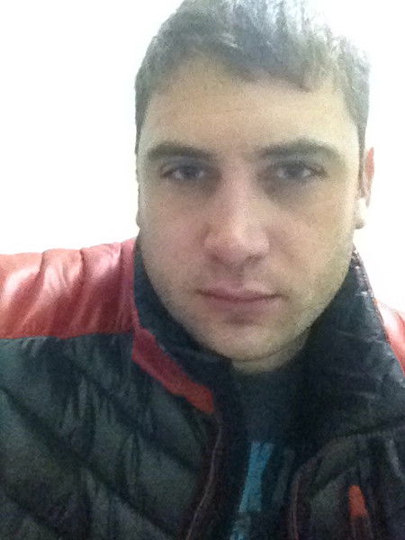 Валерий Каут