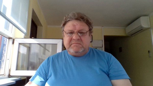 Василий Тихонов