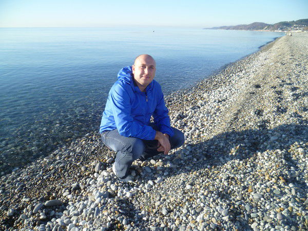 Максим Колобродов