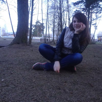 Алёна Жолобова