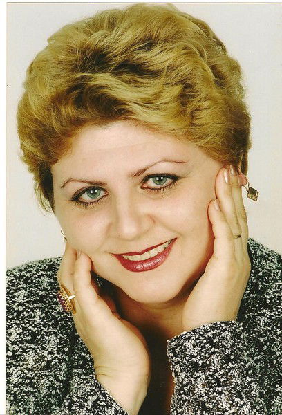 Лилия Белая