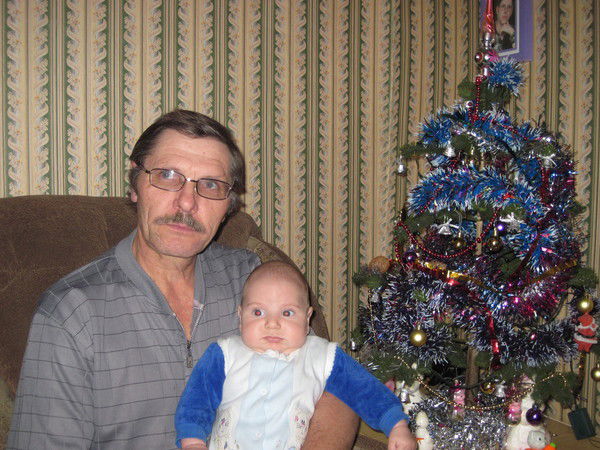 Александр Петров