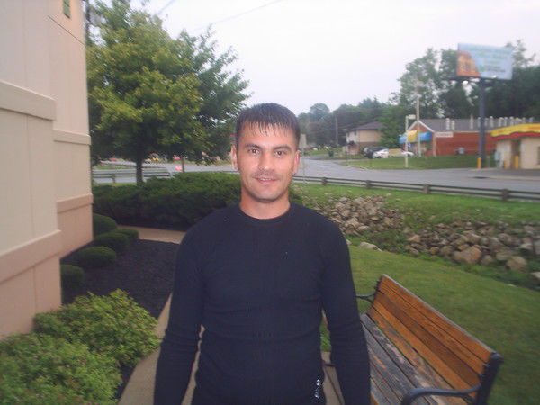 Жахонгир Хусейнов