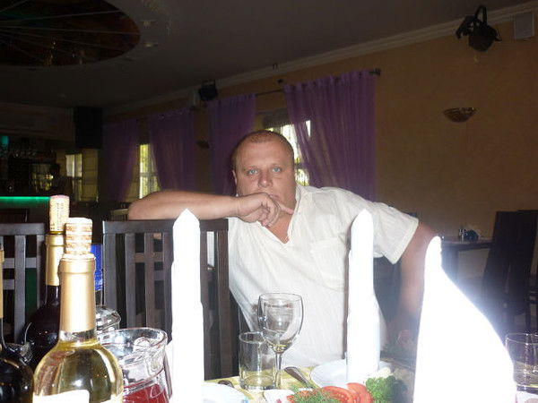 Константин Сурков