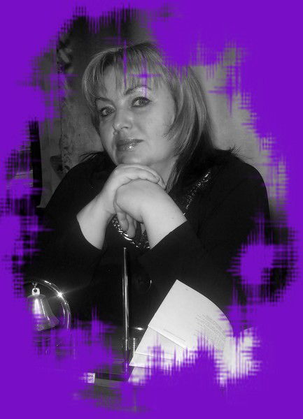 Елена Овчарова