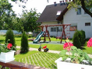 Айналайын-Балапан Балабакшасы